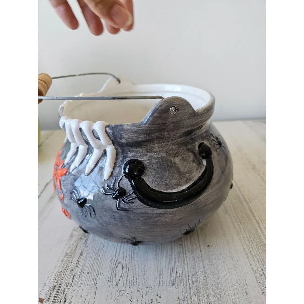 unbranded ceramic trick